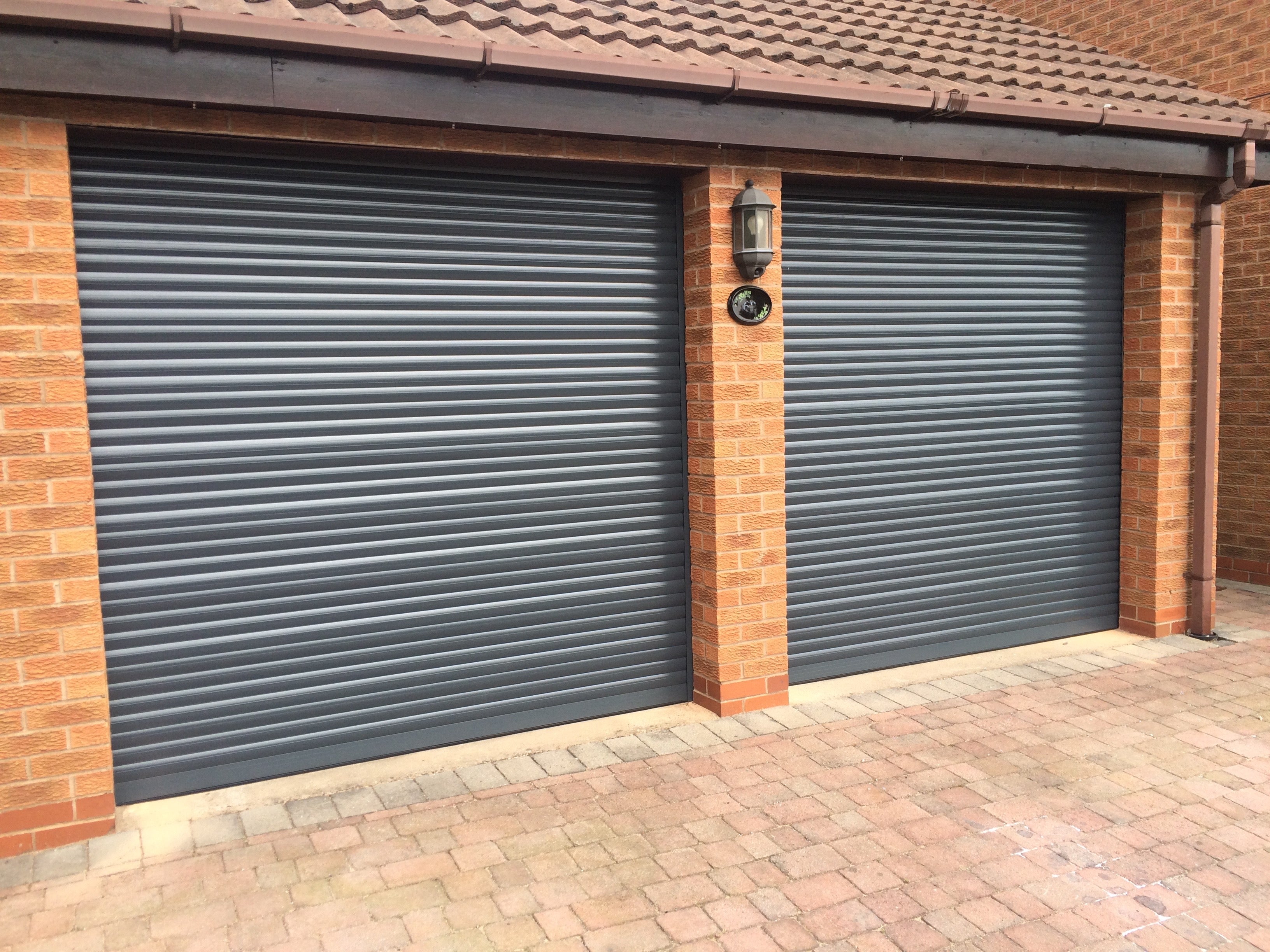 Anthracite grey RAL7016